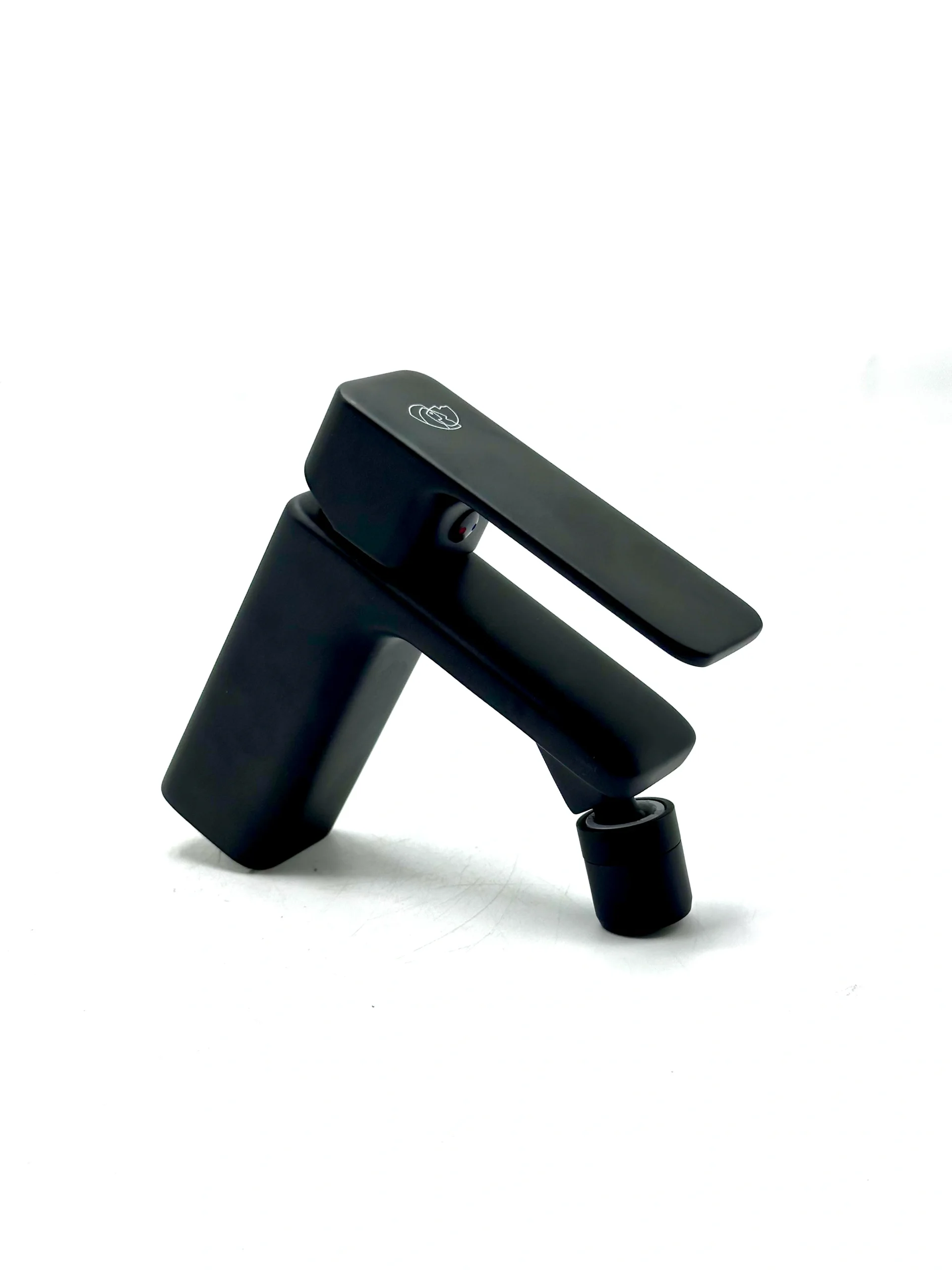 Mitigeur de Bidet Carré Noir – Image 2